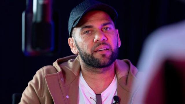 乐鱼体育官网-阿尔维斯：我宁可花更多钱签姆巴佩，而不是哈兰德